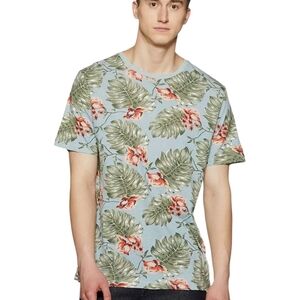 Forever 21 Mens All Over Tropical Print Crew Neck Tee Size Medium.